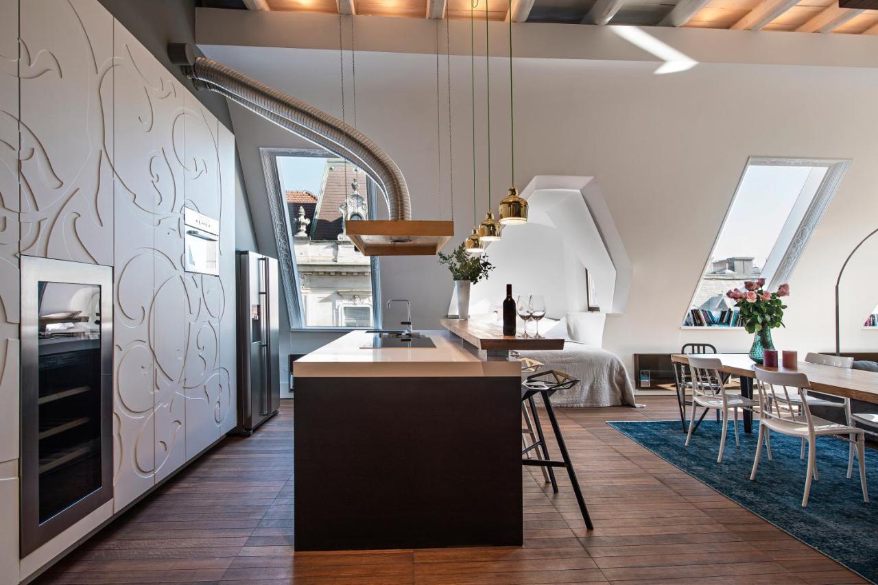 Central Loft Ljubljana Buitenkant foto