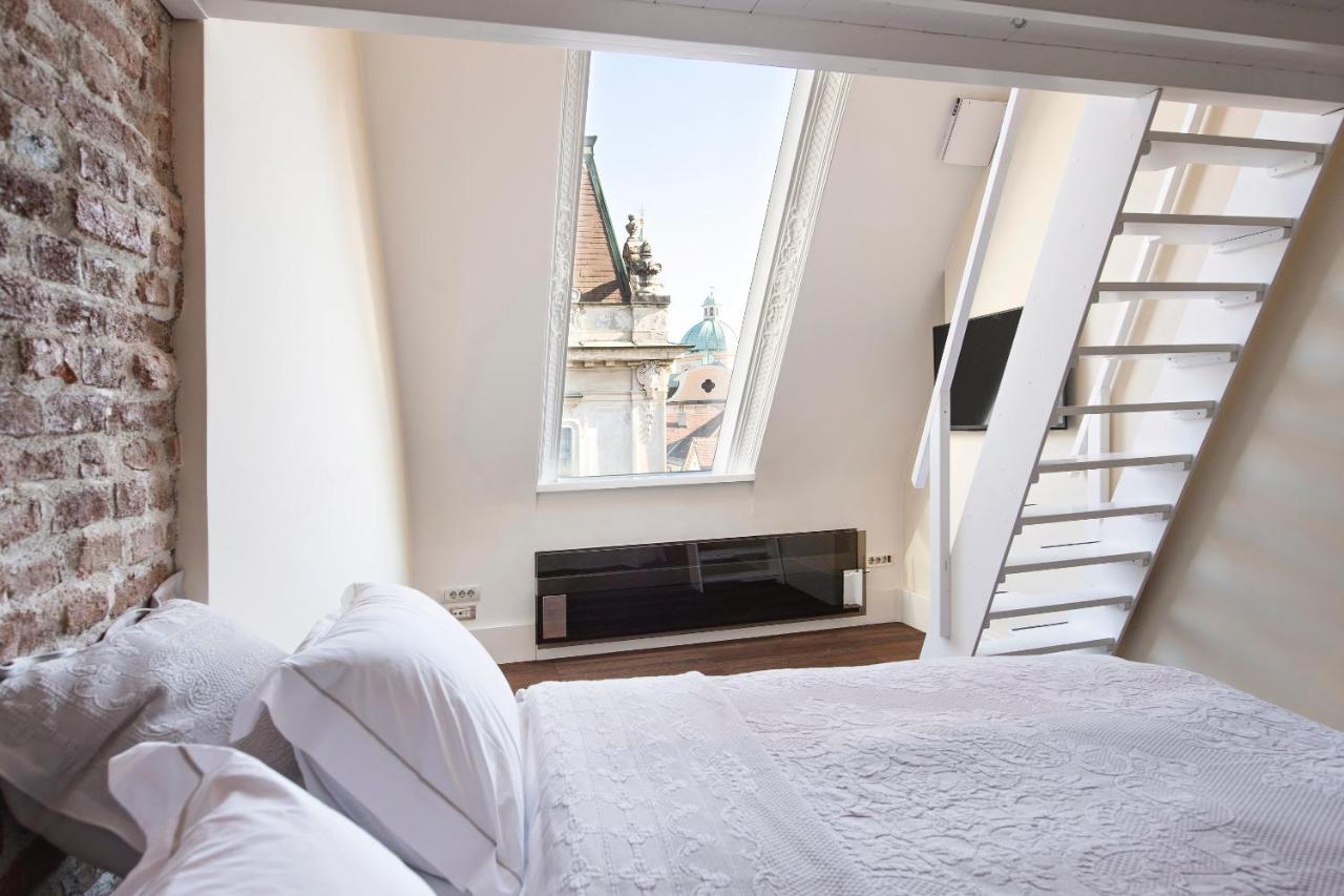 Central Loft Ljubljana Buitenkant foto