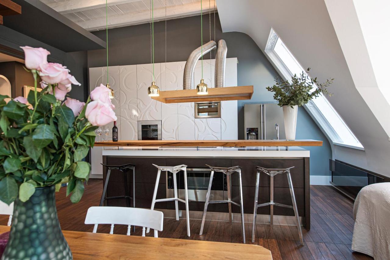 Central Loft Ljubljana Buitenkant foto
