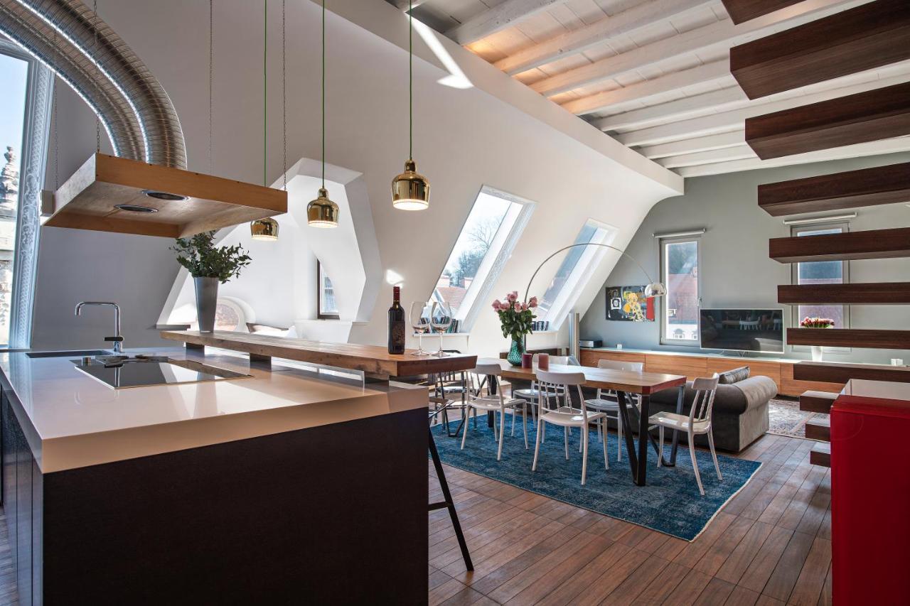 Central Loft Ljubljana Buitenkant foto